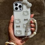 Hello Kitty Silver Glittered Bow Case